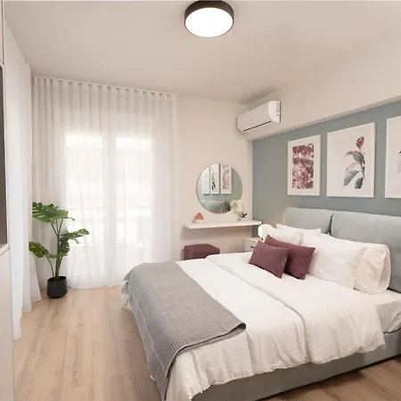 Fancy Apartment In The Heart Of Atene Esterno foto