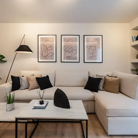Fancy Apartment In The Heart Of Atene Esterno foto